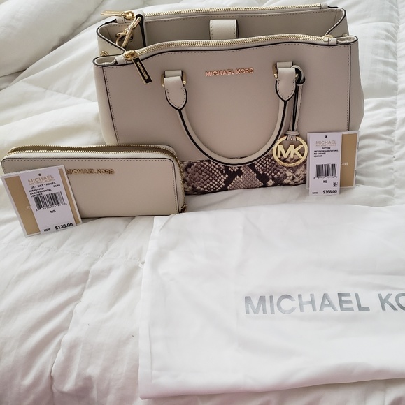 Michael Kors sutton satchel w/ jet set travel wall - Picture 1 of 6